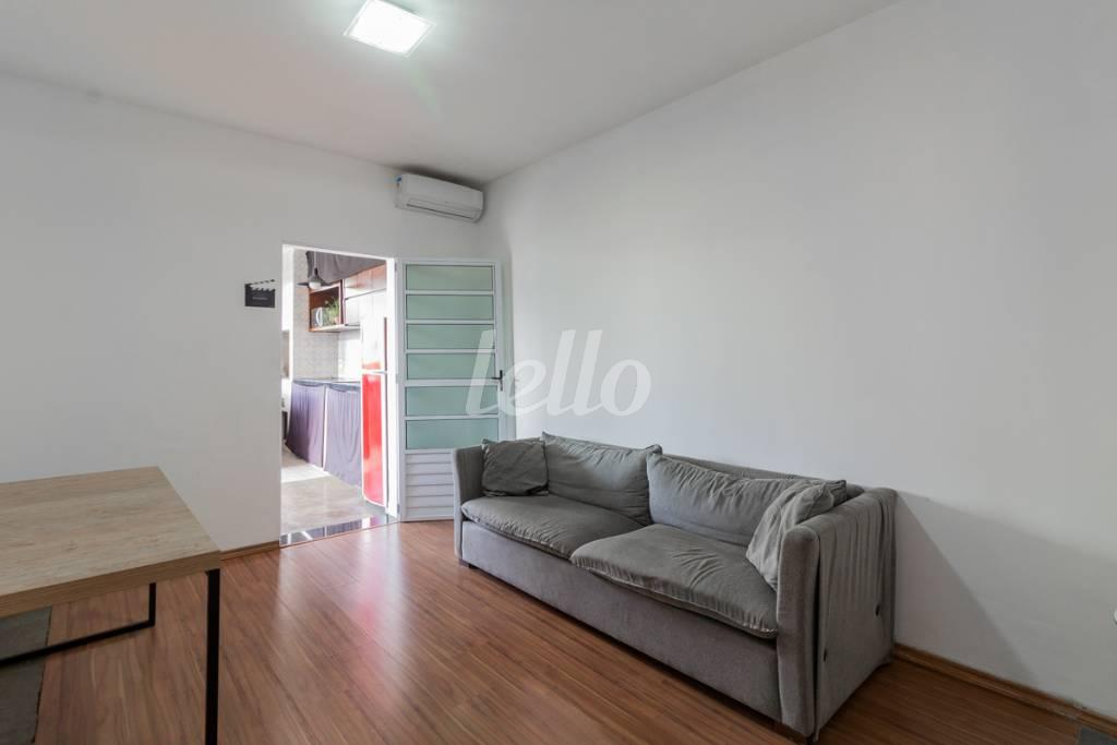 SALA 5 de Casa para alugar, sobrado com 233 m², e 3 vagas em Brooklin Paulista - São Paulo