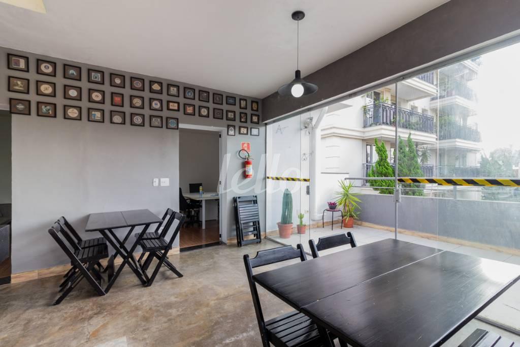 COZINHA 2 de Casa para alugar, sobrado com 233 m², e 3 vagas em Brooklin Paulista - São Paulo