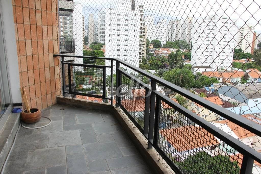 VARANDA de Apartamento para alugar, Padrão com 140 m², 3 quartos e 2 vagas em Vila Congonhas - São Paulo