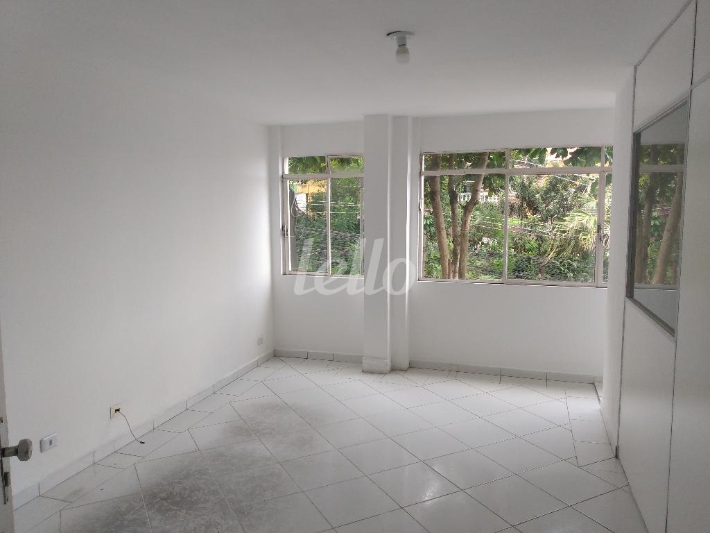 SALA 1 de Sala / Conjunto para alugar, Padrão com 36 m², e em Penha de França - São Paulo