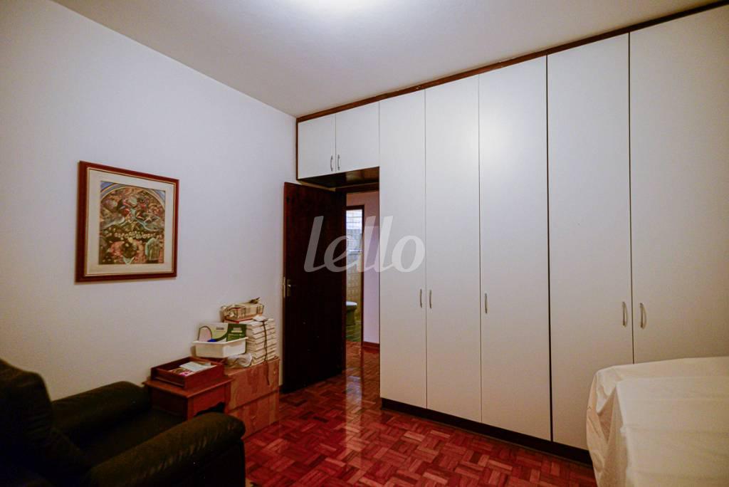 DORMITORIO de Casa à venda, sobrado com 360 m², 4 quartos e 3 vagas em Indianópolis - São Paulo