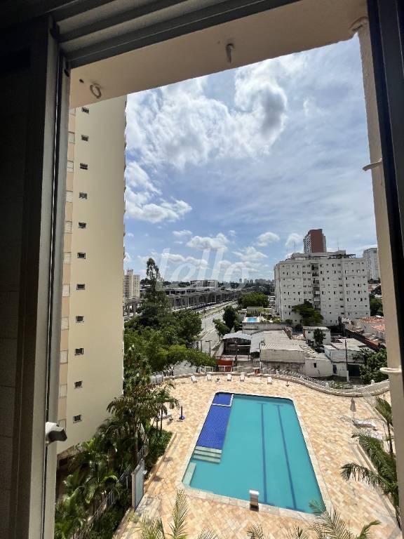 VISTA de Apartamento à venda, Padrão com 49 m², 2 quartos e 1 vaga em Jardim Aeroporto - São Paulo