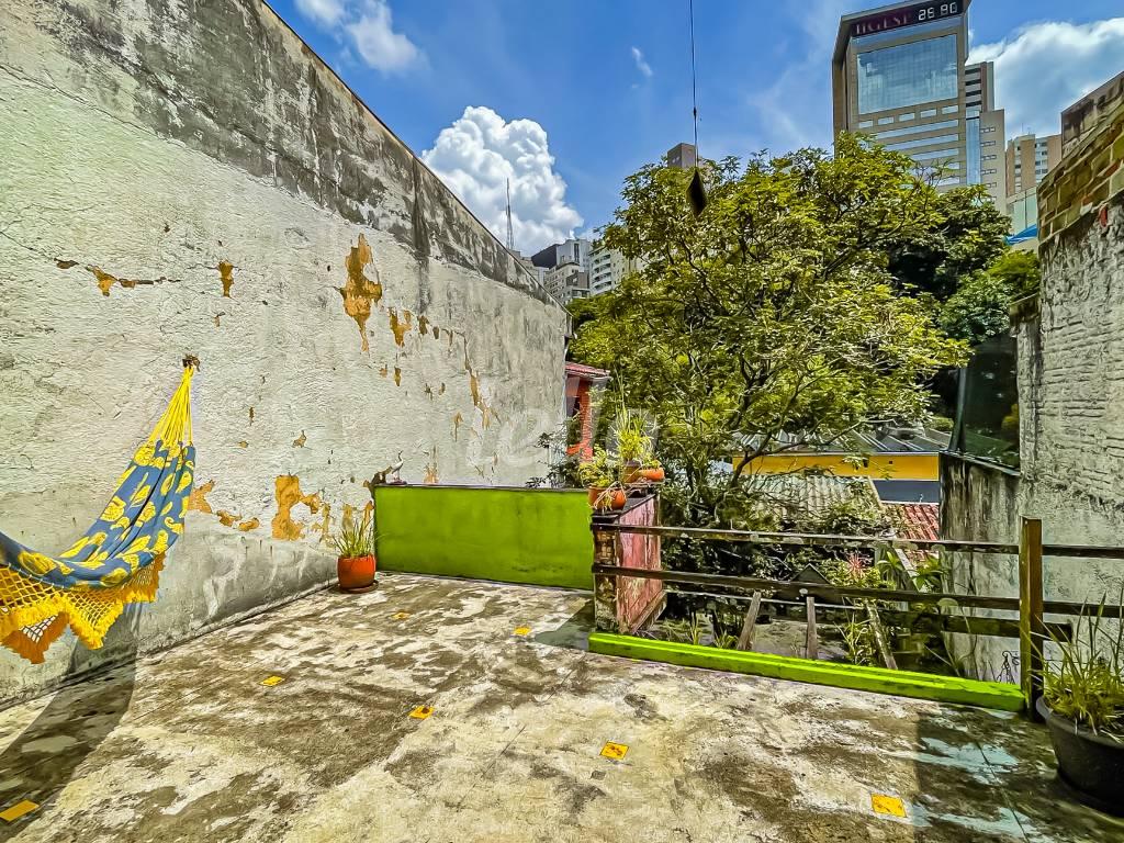 40 VARANDA de Casa à venda, sobrado com 120 m², 2 quartos e 1 vaga em Bela Vista - São Paulo