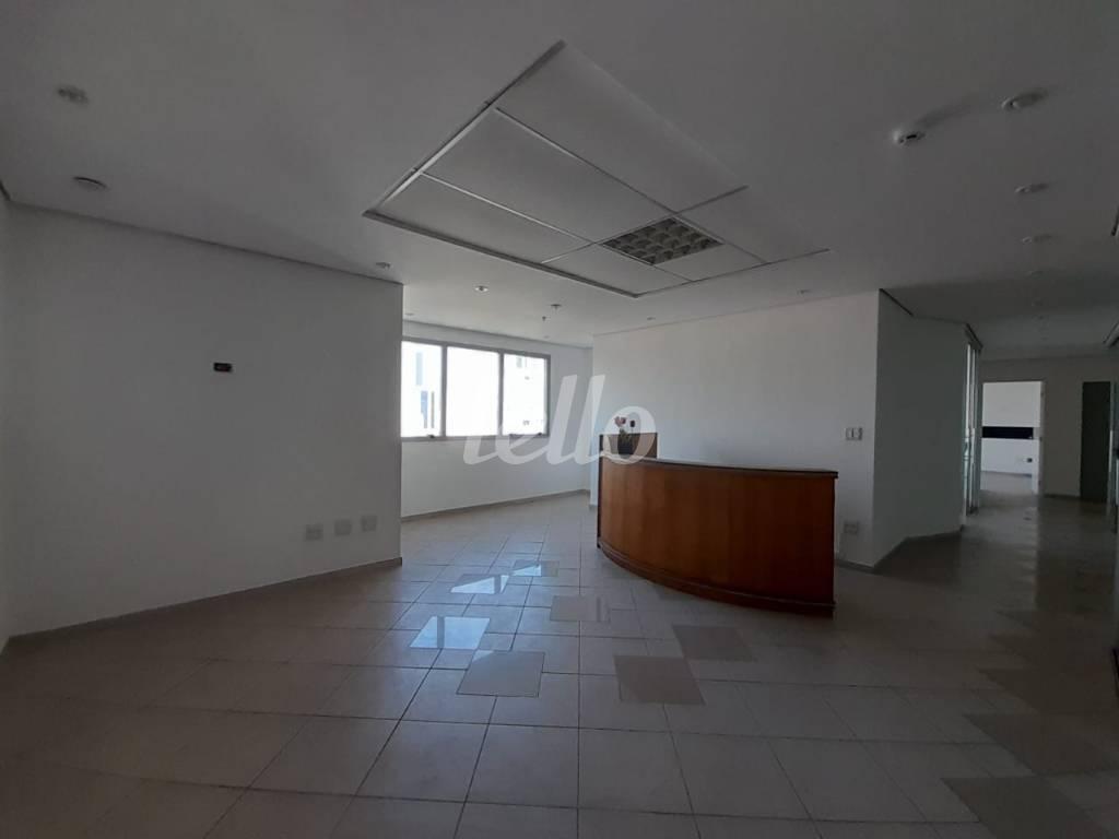 RECEPÇÃO de Sala / Conjunto para alugar, Padrão com 48 m², e 8 vagas em Santana - São Paulo