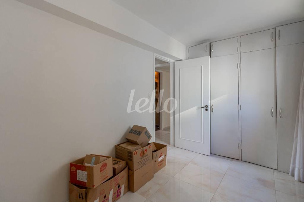 QUARTO de Apartamento para alugar, Padrão com 100 m², 2 quartos e em Jardim Paulista - São Paulo