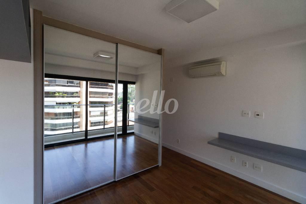 DORMITÓRIO 2 de Apartamento para alugar, Padrão com 222 m², 3 quartos e 4 vagas em Vila Progredior - São Paulo