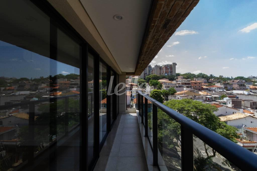 SACADA DORMITÓRIOS 1 E 2 de Apartamento para alugar, Padrão com 222 m², 3 quartos e 4 vagas em Vila Progredior - São Paulo