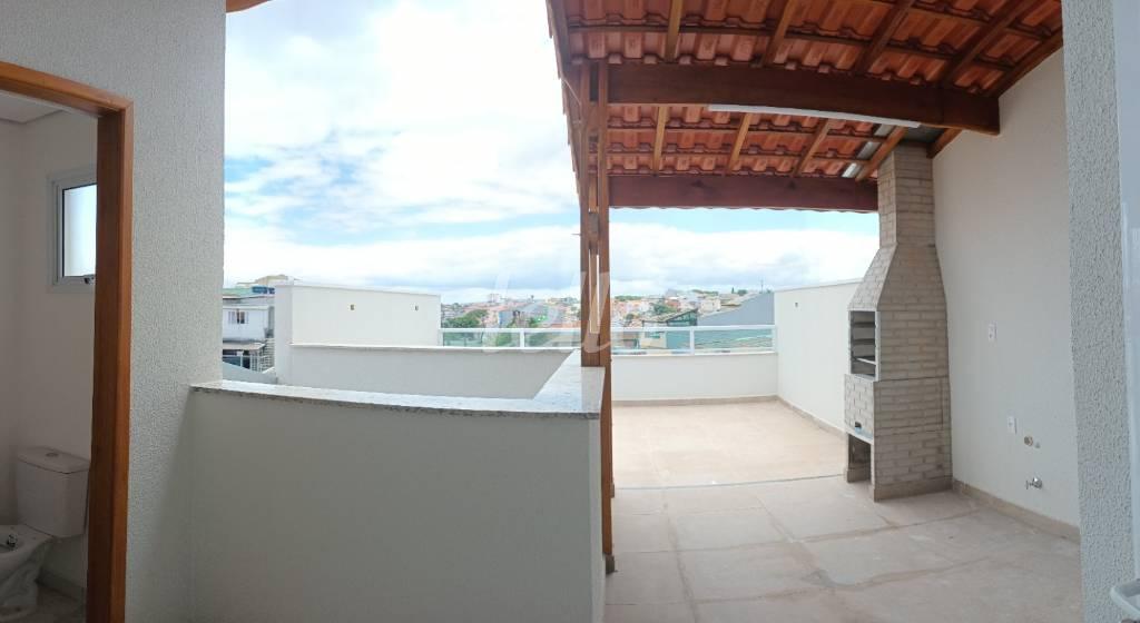 TERRAÇO COM CHURRASQUEIRA de Apartamento à venda, Duplex com 77 m², 2 quartos e 1 vaga em Vila Bela Vista - Santo André