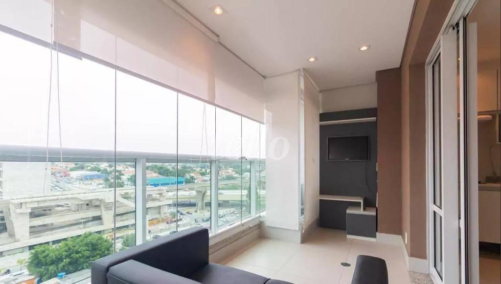 VARANDA de Apartamento à venda, Padrão com 43 m², 1 quarto e 1 vaga em Jardim Aeroporto - São Paulo