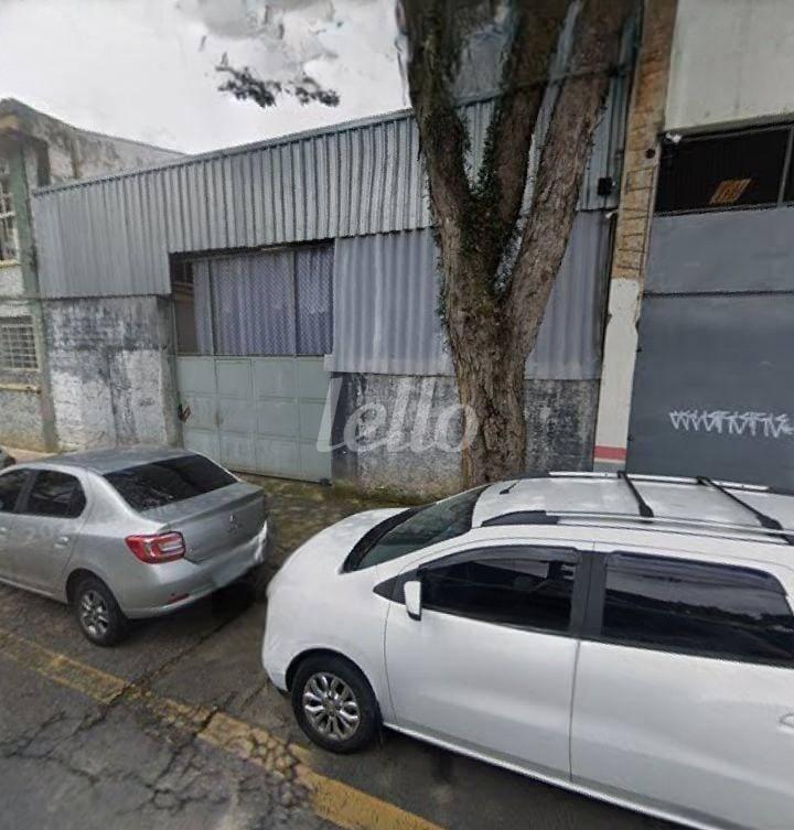 FACHADA de Galpão/Armazém à venda, em condomínio com 236 m², e em Vila Leopoldina - Santo André