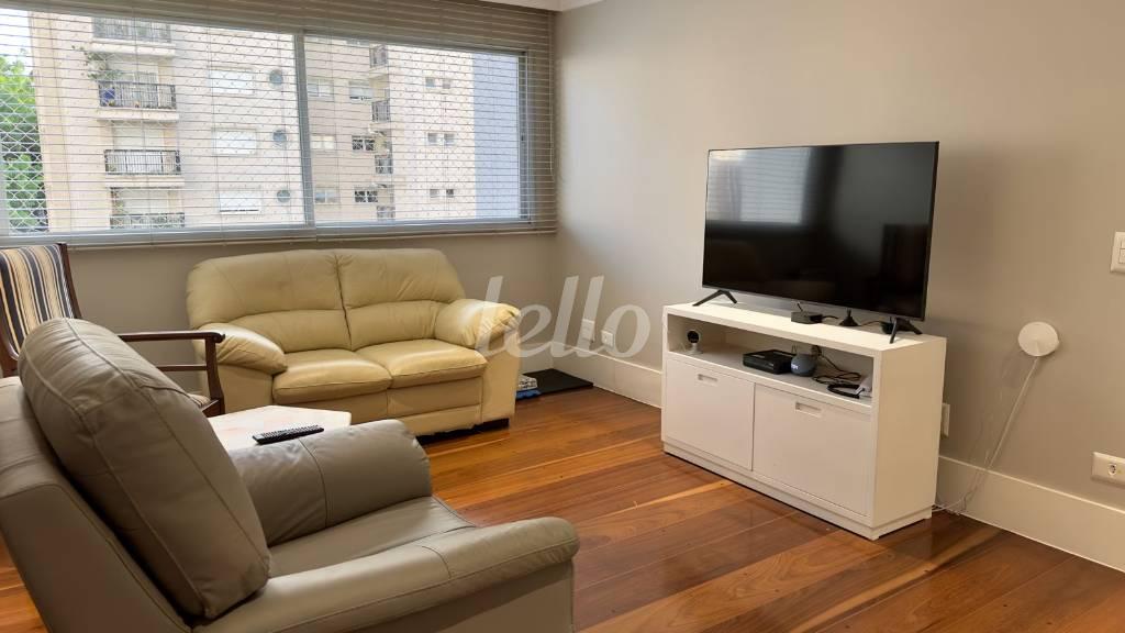 SALA de Apartamento à venda, Padrão com 205 m², 3 quartos e 2 vagas em Perdizes - São Paulo
