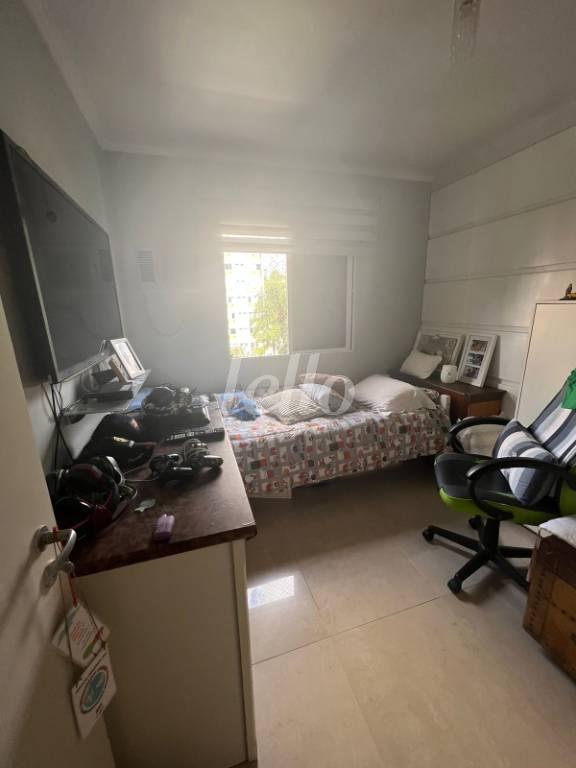 DORMITORIO de Apartamento à venda, Padrão com 50 m², 2 quartos e 1 vaga em Campo Belo - São Paulo