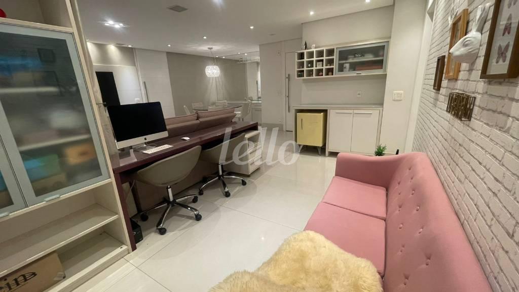 SALA HOME OFFICE de Apartamento à venda, Padrão com 125 m², 2 quartos e 2 vagas em Tatuapé - São Paulo