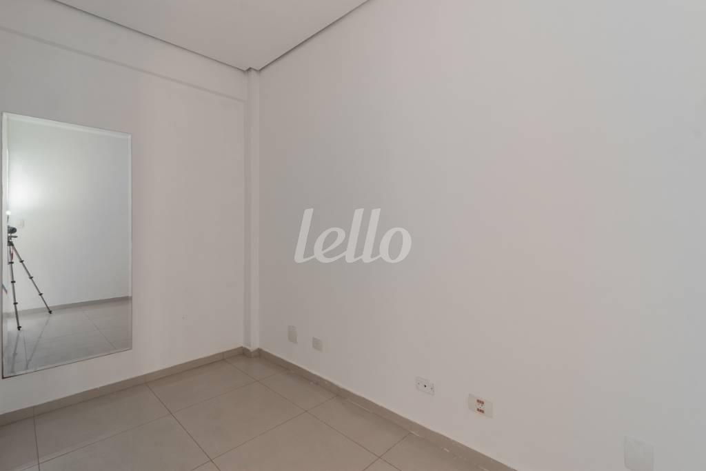SALA 5 de Sala / Conjunto para alugar, Padrão com 72 m², e em Liberdade - São Paulo