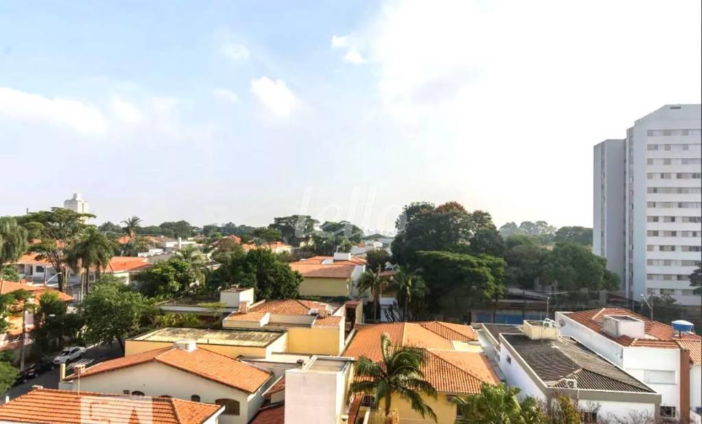 VISTA de Apartamento à venda, Padrão com 80 m², 3 quartos e em Planalto Paulista - São Paulo