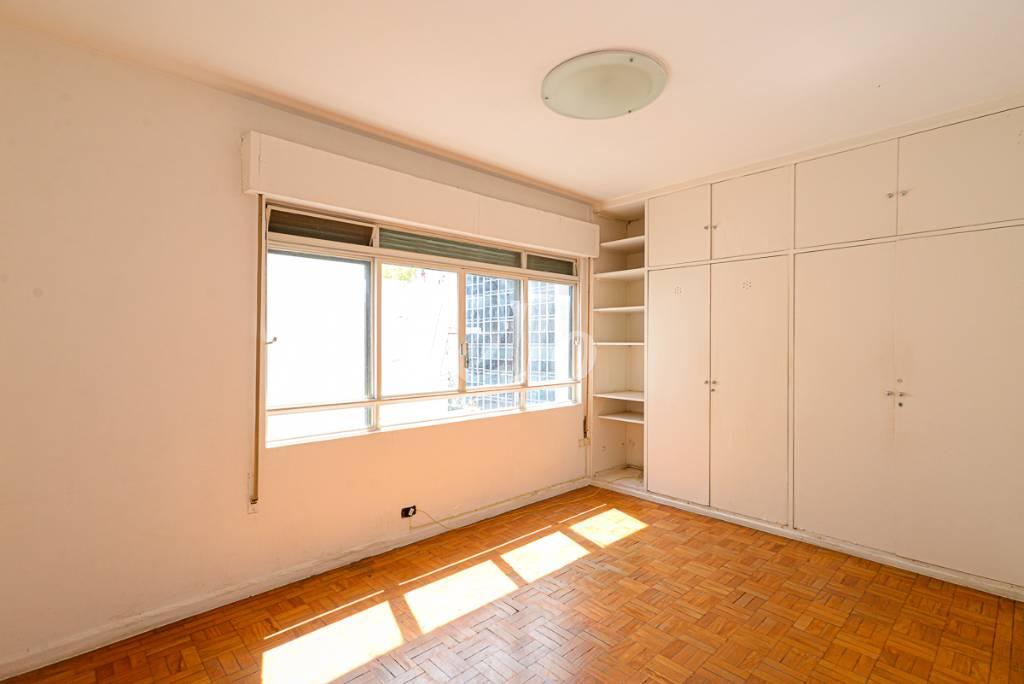 DORMITÓRIO de Apartamento à venda, Padrão com 170 m², 3 quartos e 1 vaga em Higienópolis - São Paulo