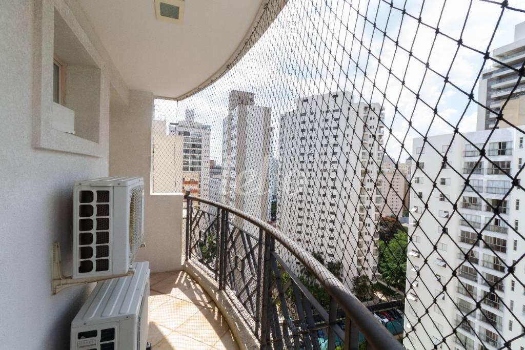 SACADA DA SUÍTE 1 de Apartamento à venda, Padrão com 139 m², 2 quartos e 3 vagas em Indianópolis - São Paulo