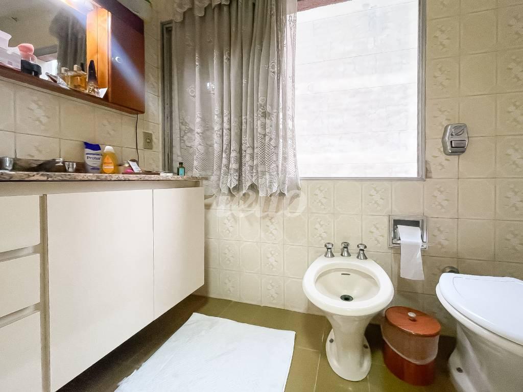 18 SUITE (1) de Apartamento à venda, Padrão com 130 m², 3 quartos e 1 vaga em Bela Vista - São Paulo