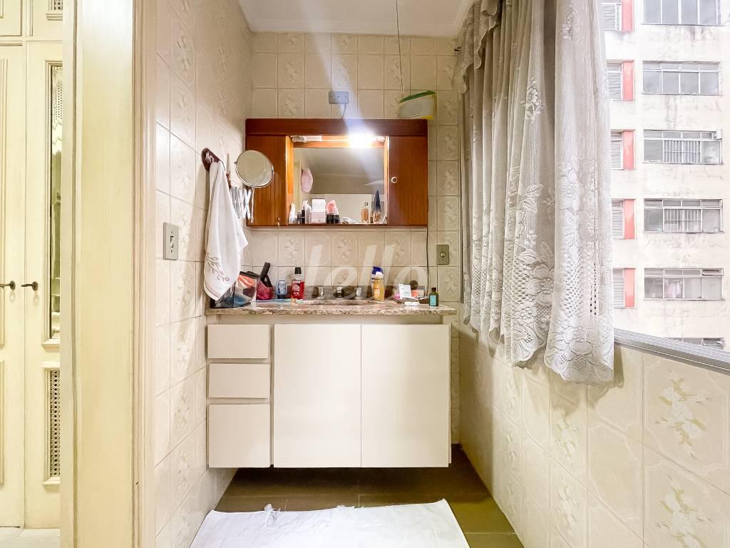 20 SUITE (1) de Apartamento à venda, Padrão com 130 m², 3 quartos e 1 vaga em Bela Vista - São Paulo
