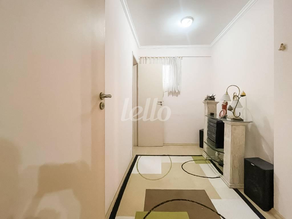 32 QUARTO 3 de Apartamento à venda, Padrão com 130 m², 3 quartos e 1 vaga em Bela Vista - São Paulo
