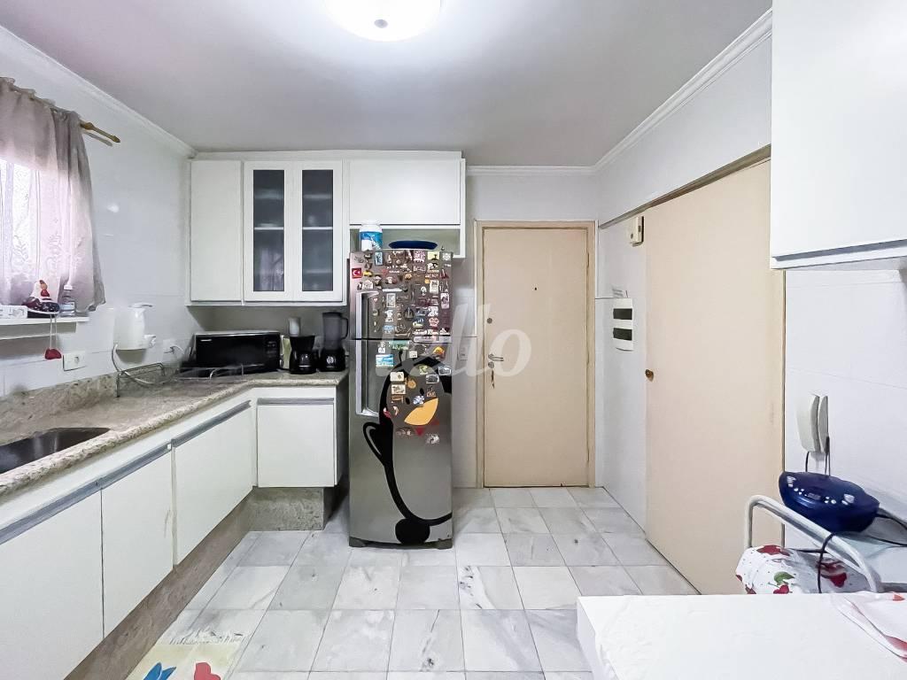 37 COZINHA de Apartamento à venda, Padrão com 130 m², 3 quartos e 1 vaga em Bela Vista - São Paulo