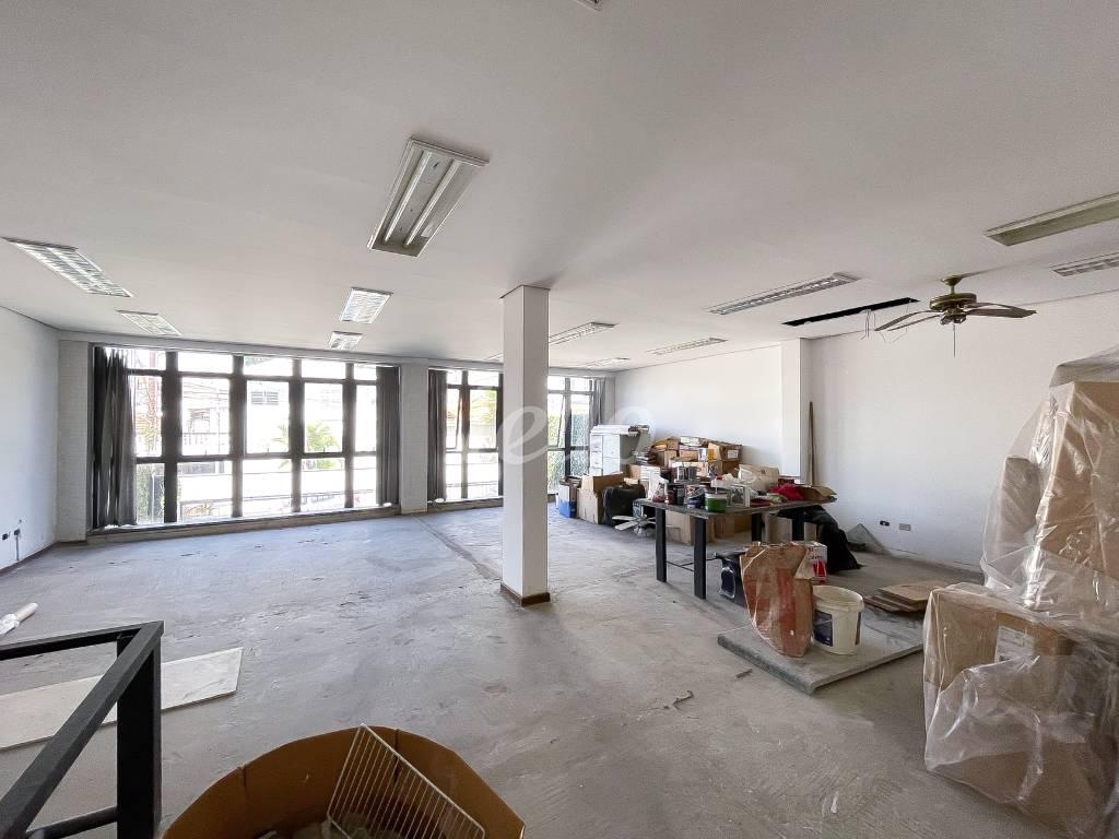 SEGUNDO ANDAR de Casa à venda, sobrado com 500 m², 4 quartos e 6 vagas em Vila Mariana - São Paulo