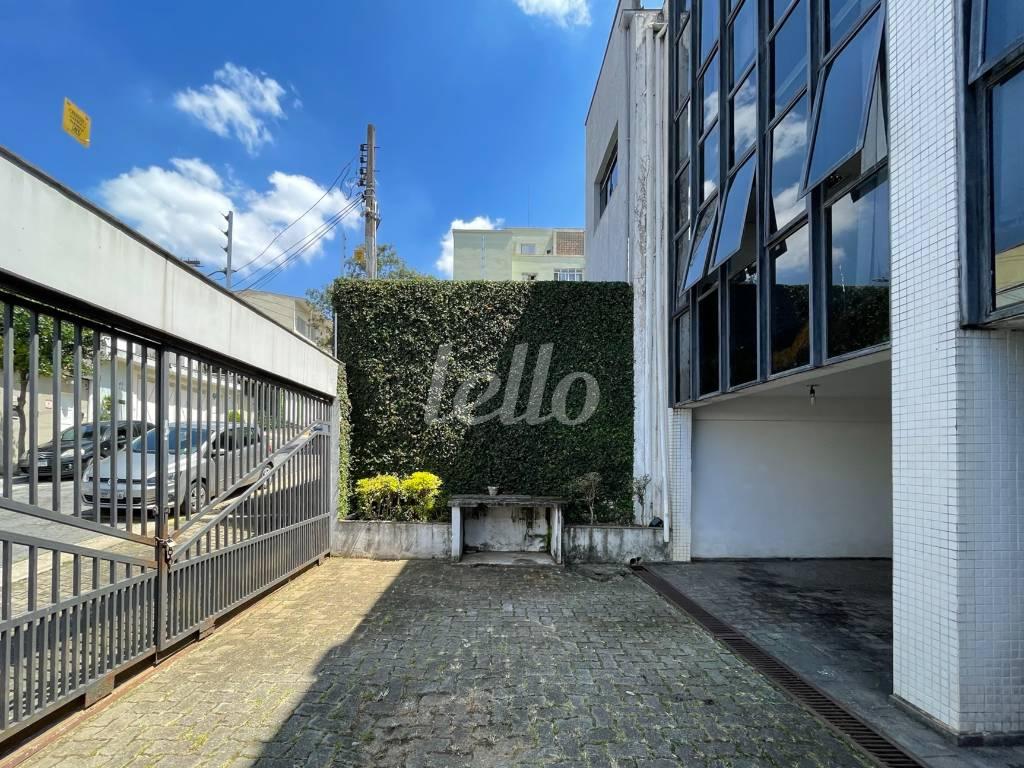 GARAGEM de Casa à venda, sobrado com 500 m², 4 quartos e 6 vagas em Vila Mariana - São Paulo