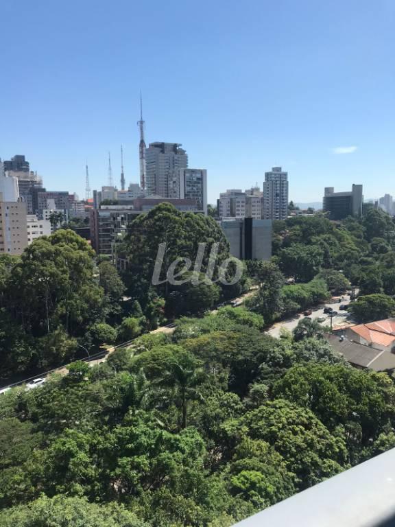 VISTA de Apartamento à venda, Padrão com 118 m², 2 quartos e 2 vagas em Pinheiros - São Paulo