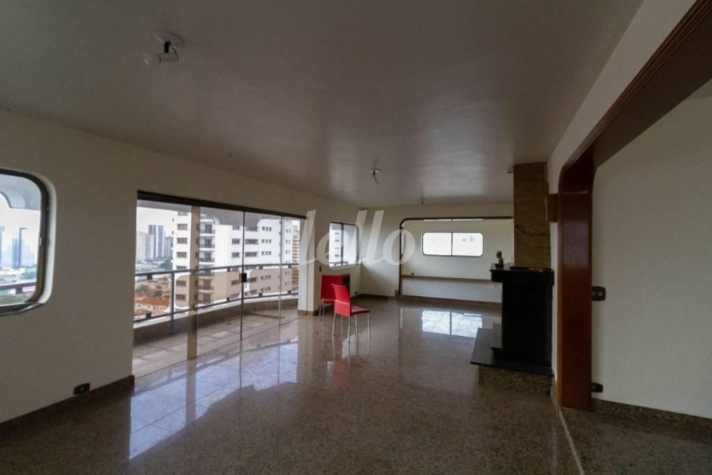SALA de Apartamento à venda, Padrão com 300 m², 3 quartos e 2 vagas em Vila Regente Feijó - São Paulo