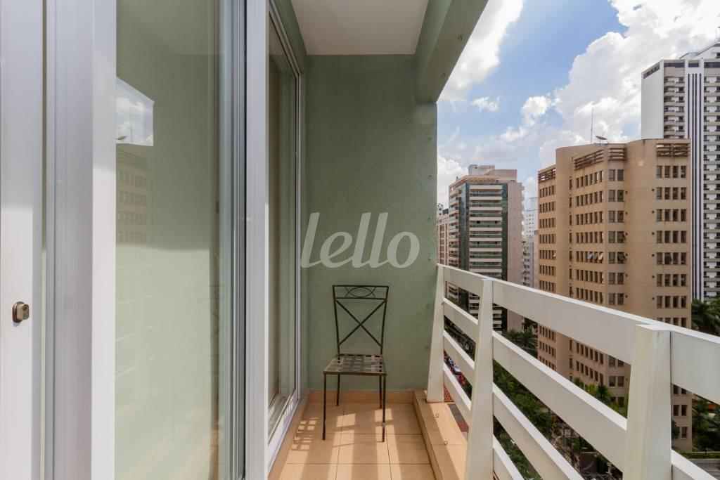VARANDA de Apartamento para alugar, Duplex com 96 m², 2 quartos e 1 vaga em Jardim Paulista - São Paulo