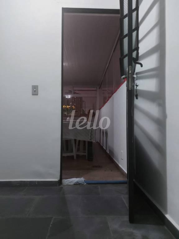 CORREDOR de Apartamento à venda, Padrão com 71 m², 2 quartos e 2 vagas em Jardim Stella - Santo André