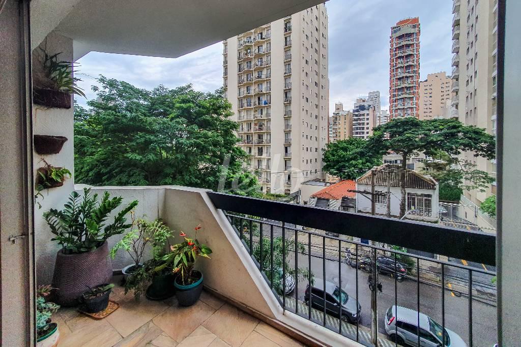 SACADA de Apartamento à venda, Padrão com 136 m², 4 quartos e 2 vagas em Pinheiros - São Paulo