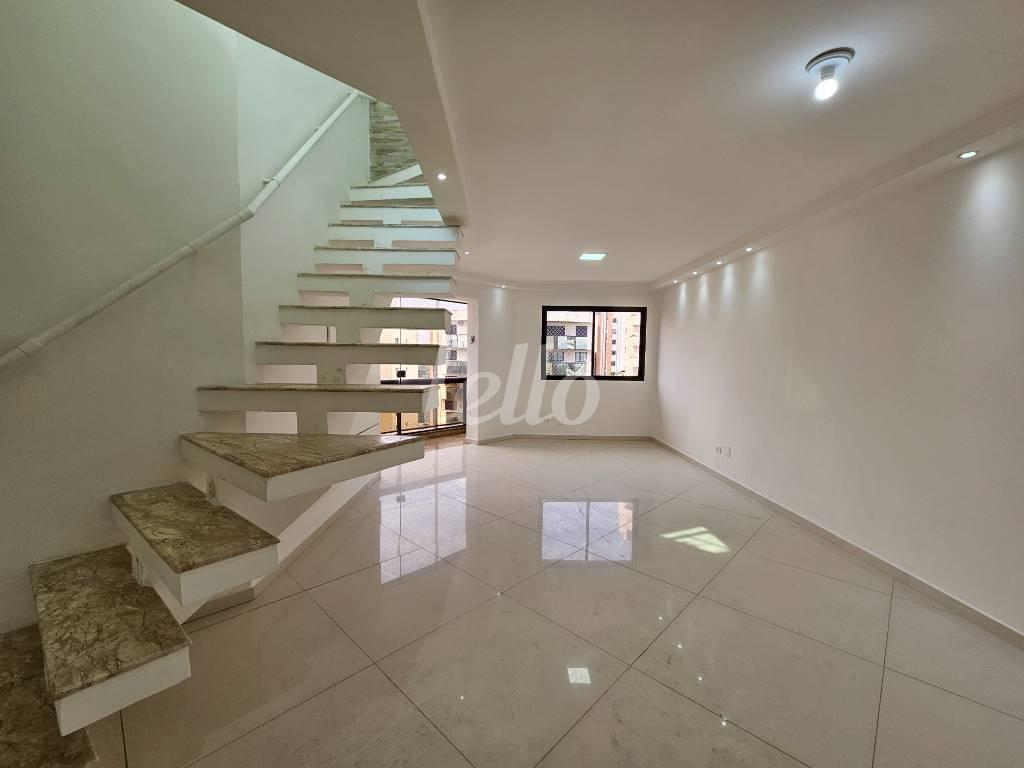 SALA de Apartamento para alugar, cobertura - Padrão com 234 m², 4 quartos e 3 vagas em Vila Gomes Cardim - São Paulo
