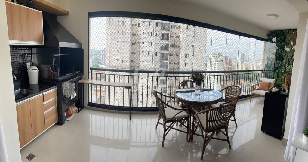VARANDA GOURMET de Apartamento à venda, Padrão com 120 m², 3 quartos e 2 vagas em Vila Prudente - São Paulo