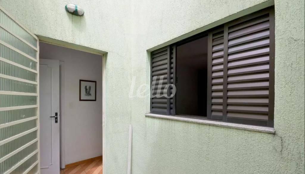 EDÍCULA de Casa à venda, térrea com 136 m², 4 quartos e 3 vagas em Jardim da Glória - São Paulo