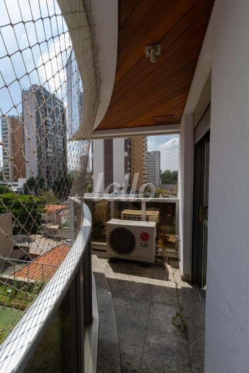 SACADA DA SUÍTE 3 de Apartamento à venda, Padrão com 379 m², 4 quartos e 5 vagas em Jardim - Santo André