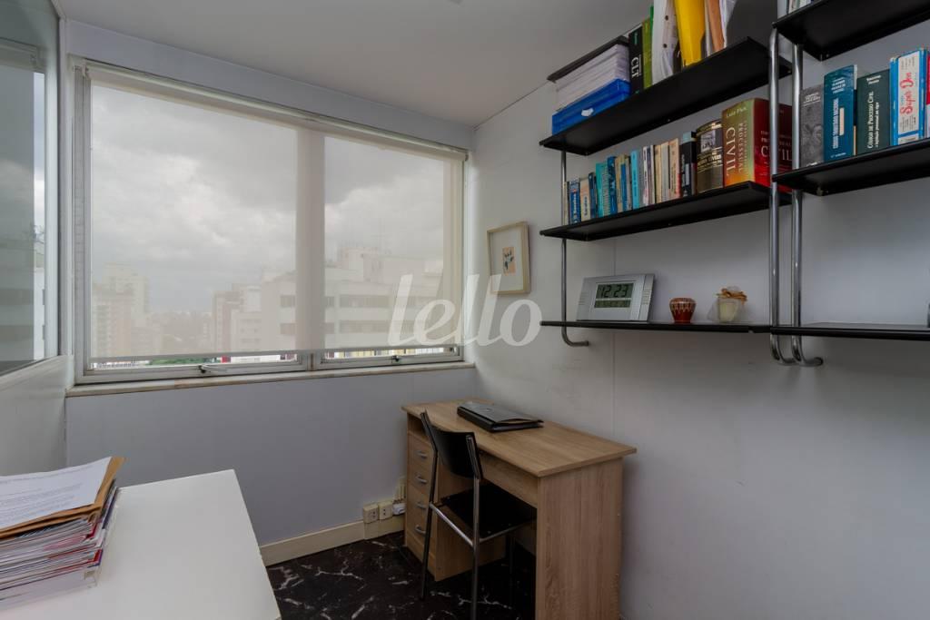SALA 1 de Sala / Conjunto para alugar, Padrão com 100 m², e 2 vagas em Paraíso - São Paulo