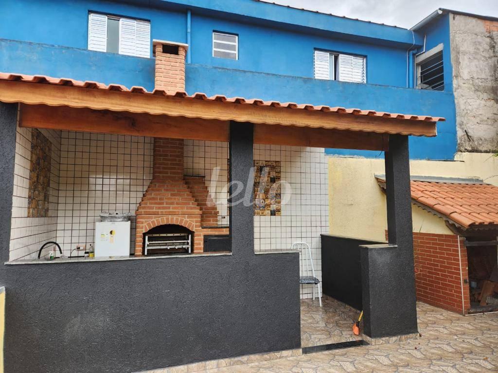 3 de Casa à venda, sobrado com 400 m², 3 quartos e 8 vagas em Cidade Soberana - Guarulhos
