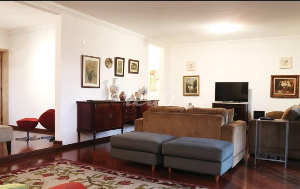 SALA de Apartamento à venda, Padrão com 326 m², 4 quartos e 3 vagas em Planalto Paulista - São Paulo