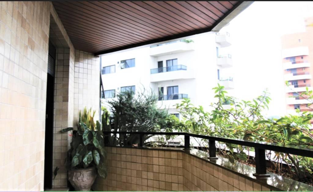 TERRAÇO de Apartamento à venda, Padrão com 326 m², 4 quartos e 3 vagas em Planalto Paulista - São Paulo