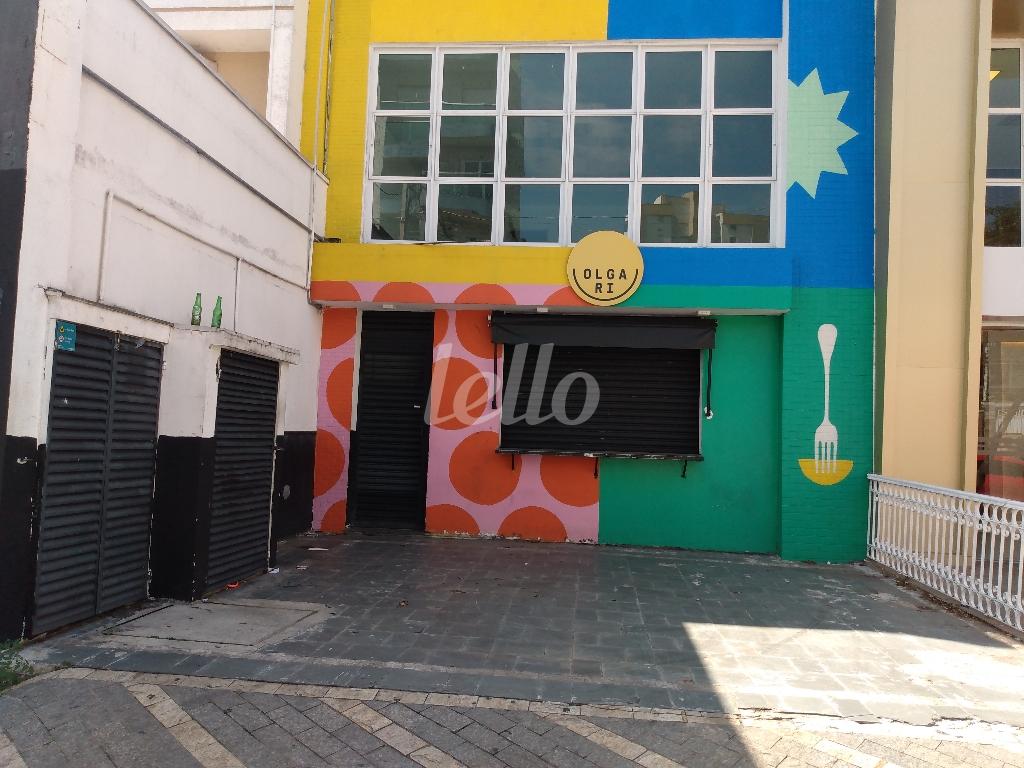 FACHADA de Loja para alugar, Padrão com 125 m², e 2 vagas em Mooca - São Paulo