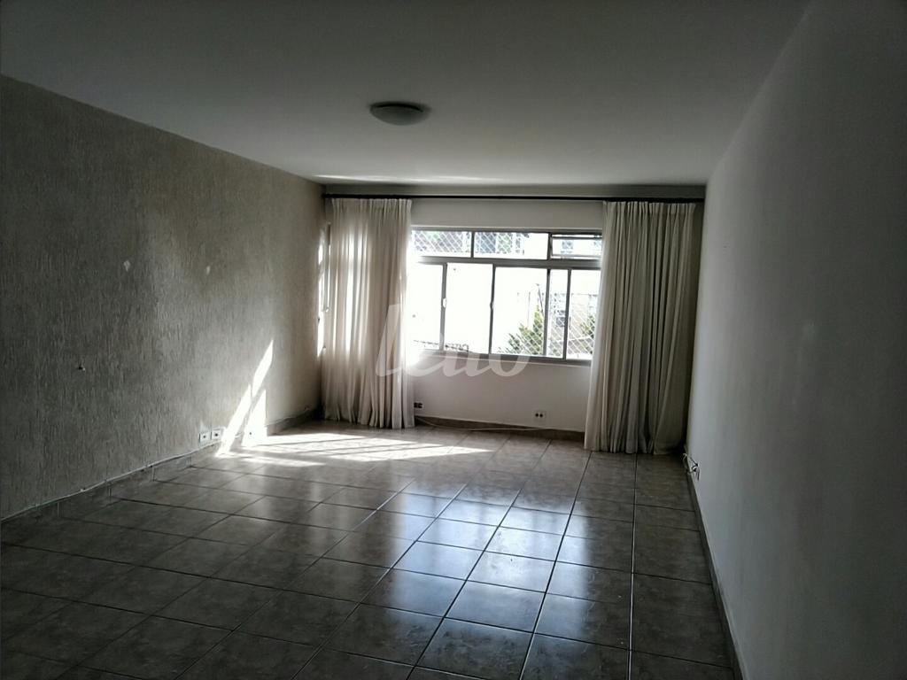 SALA de Apartamento à venda, Padrão com 115 m², 3 quartos e 2 vagas em Santana - São Paulo
