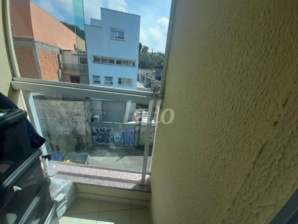 SACADA DA SUÍTE de Apartamento à venda, cobertura - Padrão com 50 m², 2 quartos e 2 vagas em Jardim Estádio - Santo André