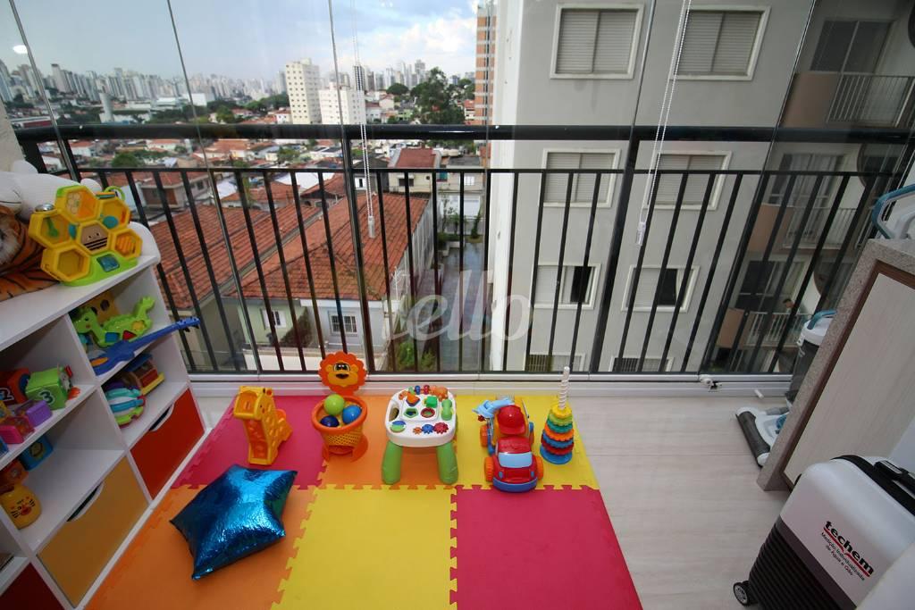 SACADA de Apartamento à venda, Padrão com 62 m², 2 quartos e 1 vaga em Vila Santo Estéfano - São Paulo
