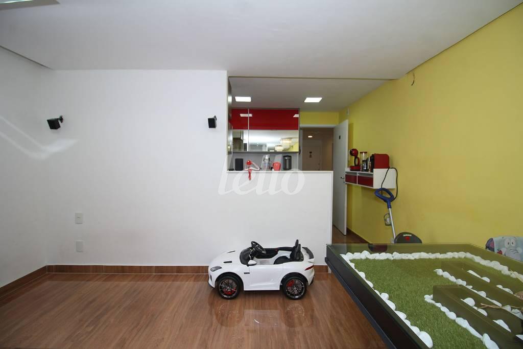 SALA de Apartamento à venda, Padrão com 62 m², 2 quartos e 1 vaga em Vila Santo Estéfano - São Paulo