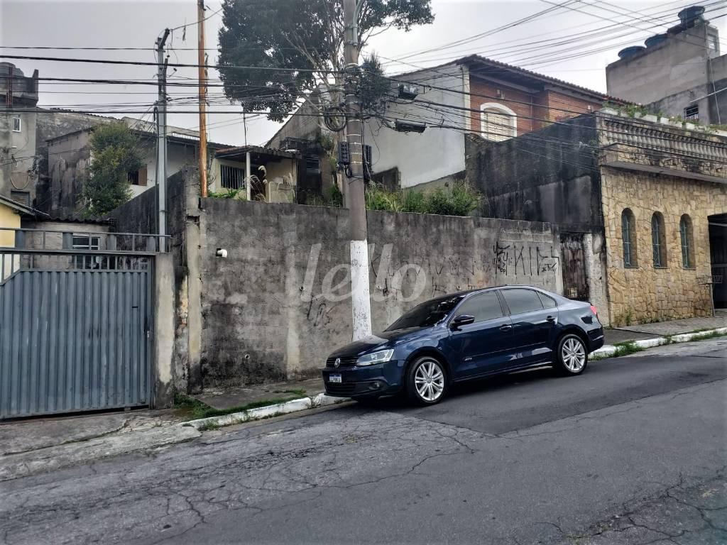FACHADA RUA de Área / Terreno à venda, Padrão com 260 m², e em Vila Dalila - São Paulo
