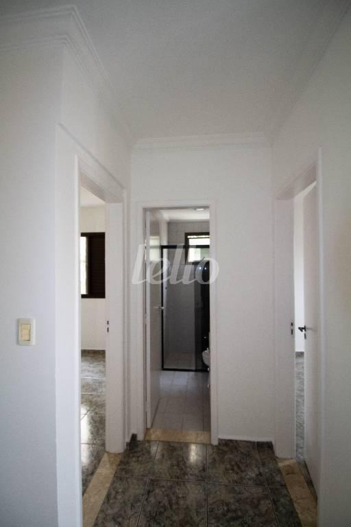 CORREDOR de Apartamento à venda, Padrão com 58 m², 2 quartos e 2 vagas em Vila Mazzei - São Paulo
