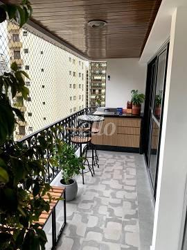 VARANDA de Apartamento à venda, Padrão com 140 m², 3 quartos e 1 vaga em Paraíso - São Paulo