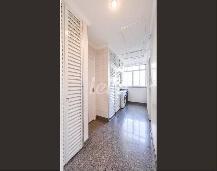 AREA DE SERVIÇO de Apartamento para alugar, Padrão com 200 m², 3 quartos e 2 vagas em Consolação - São Paulo