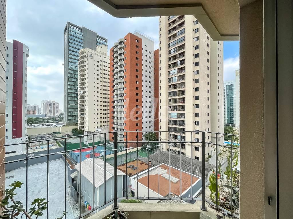 SACADA DA SUÍTE de Apartamento à venda, Padrão com 72 m², 2 quartos e 1 vaga em Tatuapé - São Paulo